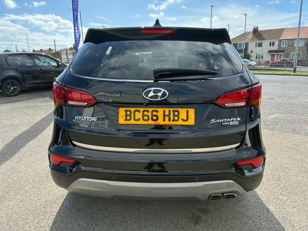 Hyundai Santa Fe Endurance Edition Blue White #8