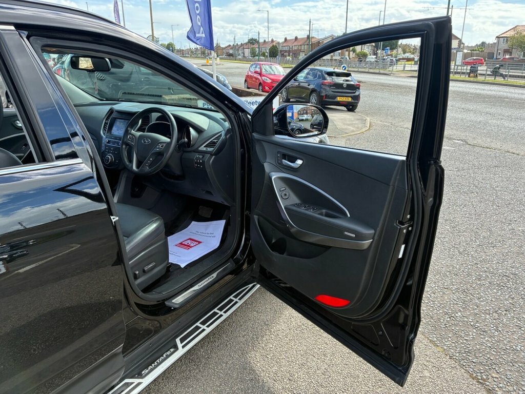 Hyundai Santa Fe Endurance Edition Blue White #23