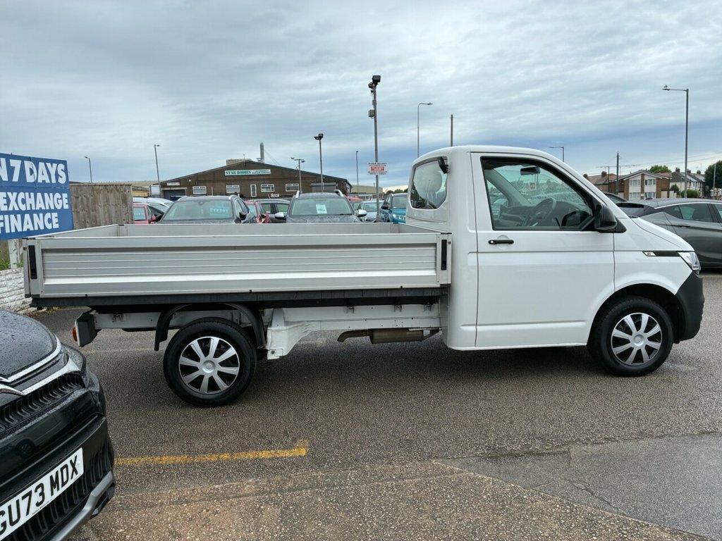 Volkswagen Transporter 2L Null White #6