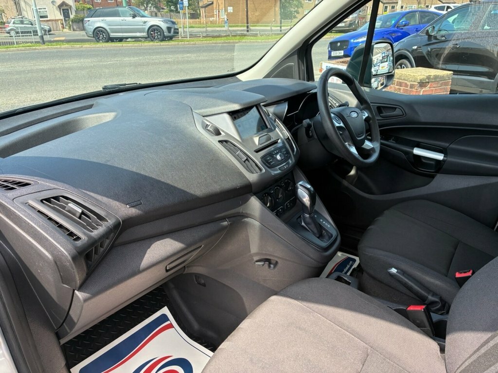 Ford Transit Connect 1.5L 1.5 Tdci 240 Limited L2 H1 White #10