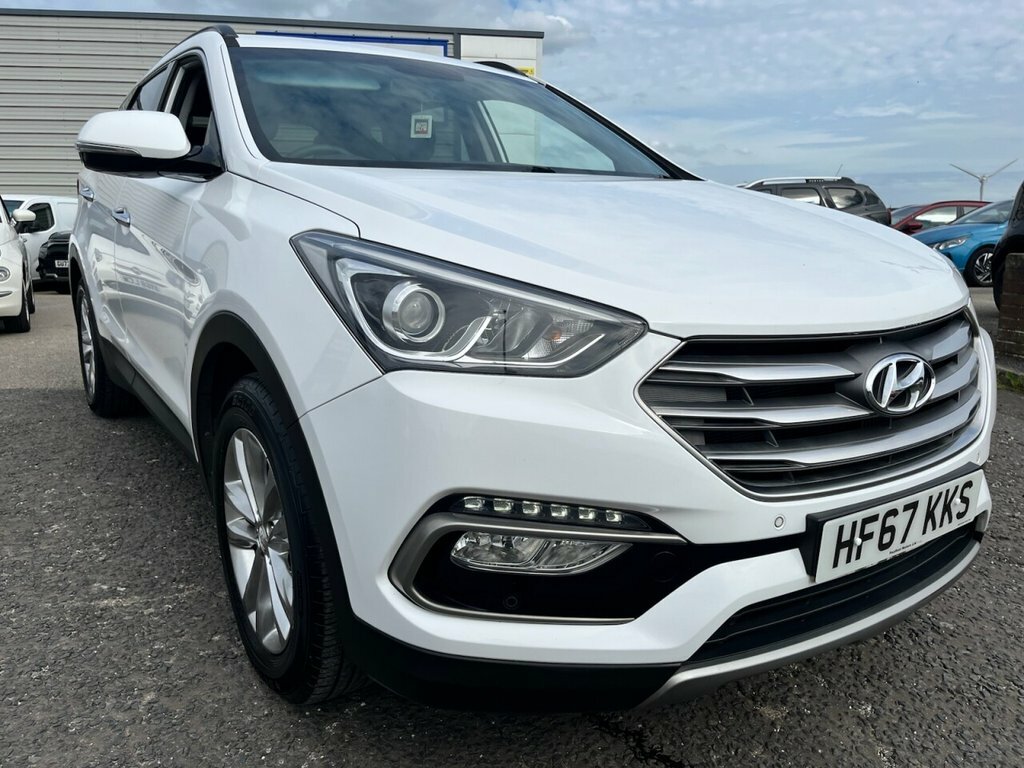 Hyundai Santa Fe 2.2L Premium White