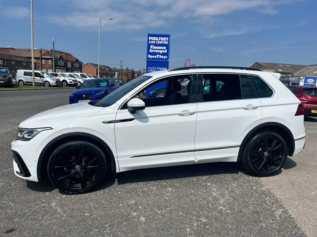 Volkswagen Tiguan 1.5L R-line White #3