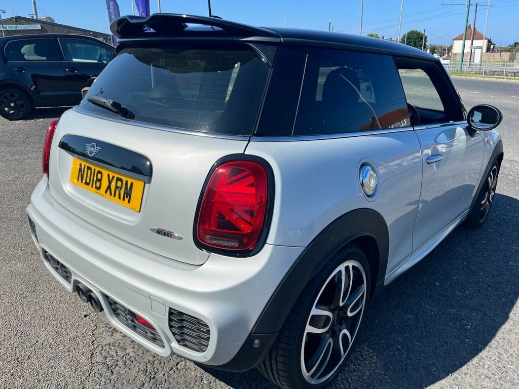Mini Hatch 2L John Cooper Works Silver #4