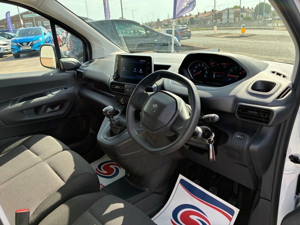 Peugeot Partner Swb L1h1 Low White #20