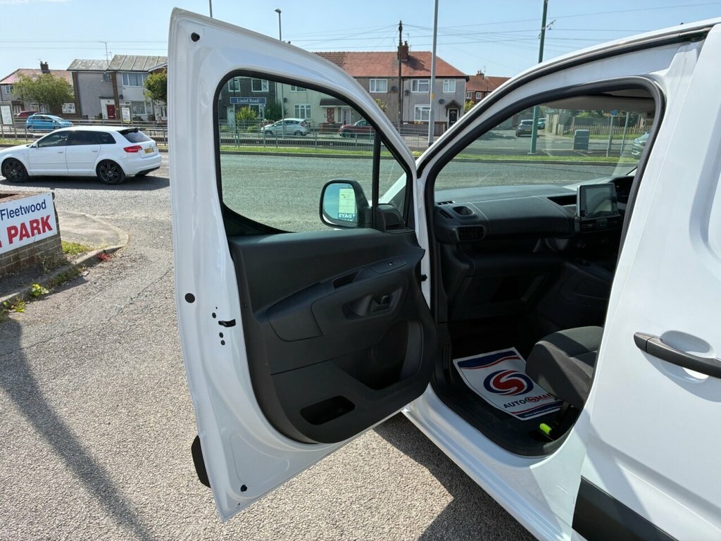 Peugeot Partner Swb L1h1 Low White #12