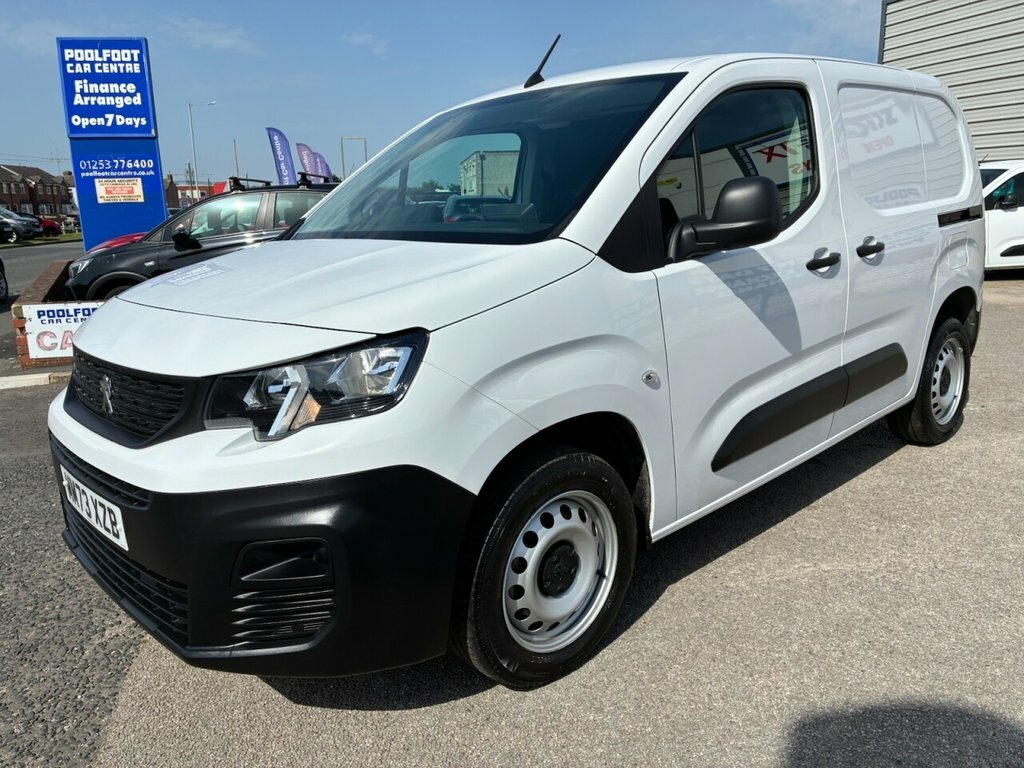 Peugeot Partner 1.5L Professional Premium White #2