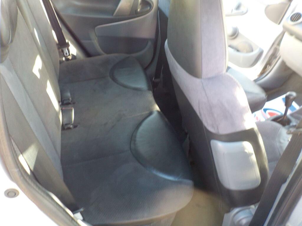 Toyota Aygo 1.0 Vvt-i Platinum Silver #18