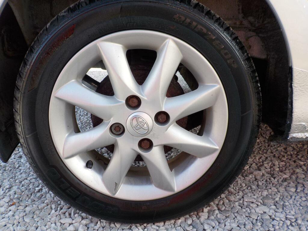 Toyota Aygo 1.0 Vvt-i Platinum Silver #17