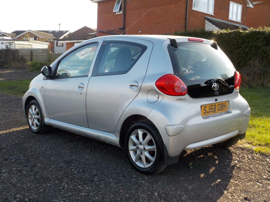 Toyota Aygo 1.0 Vvt-i Platinum Silver #3