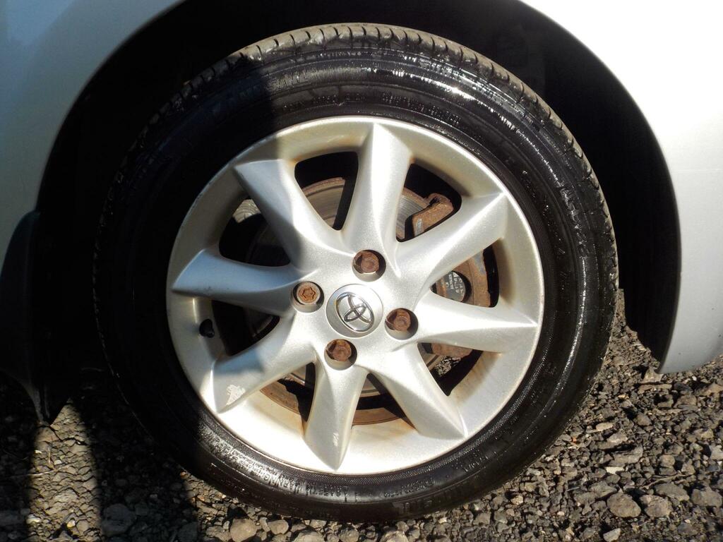 Toyota Aygo 1.0 Vvt-i Platinum Silver #9