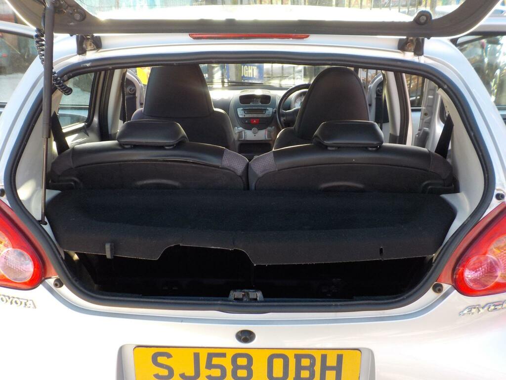Toyota Aygo 1.0 Vvt-i Platinum Silver #20