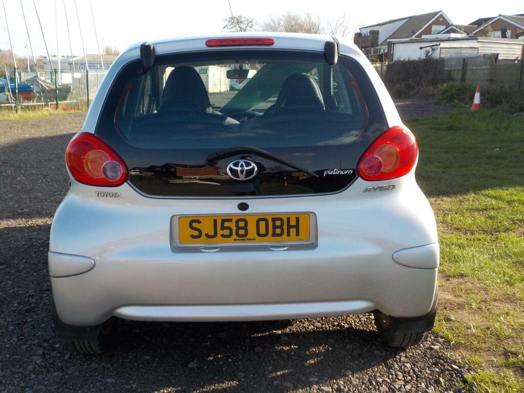Toyota Aygo 1.0 Vvt-i Platinum Silver #4