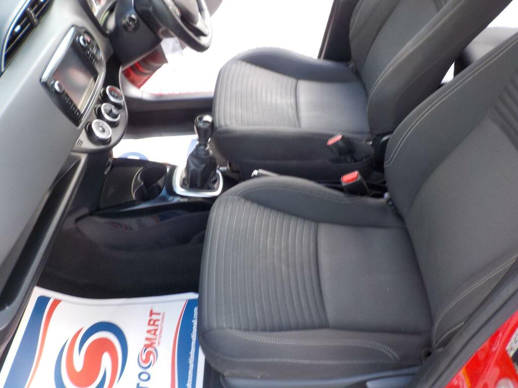 Toyota Yaris Vvt-i Icon Black #25