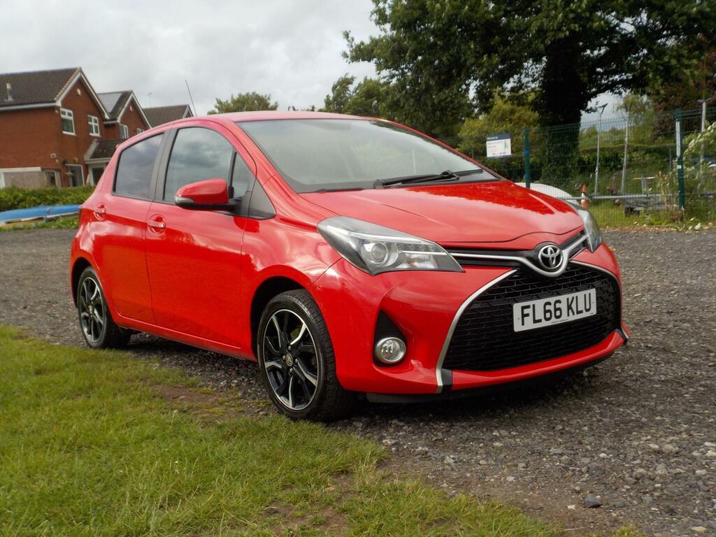 Toyota Yaris Vvt-i Icon Black #7