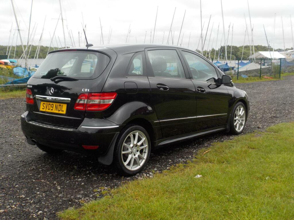 Mercedes-Benz B Class 2.0 B180 Cdi Sport Cvt Black #5