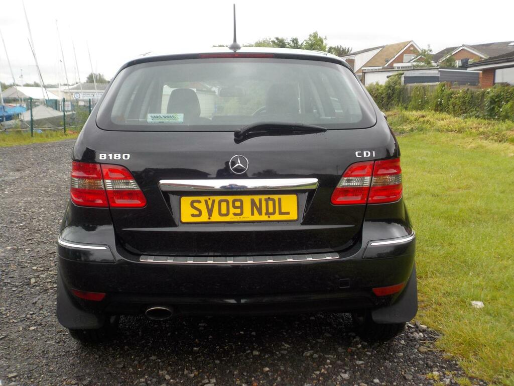 Mercedes-Benz B Class 2.0 B180 Cdi Sport Cvt Black #4