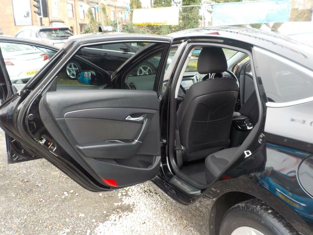 Hyundai I40 Crdi Active Blue Drive White #25