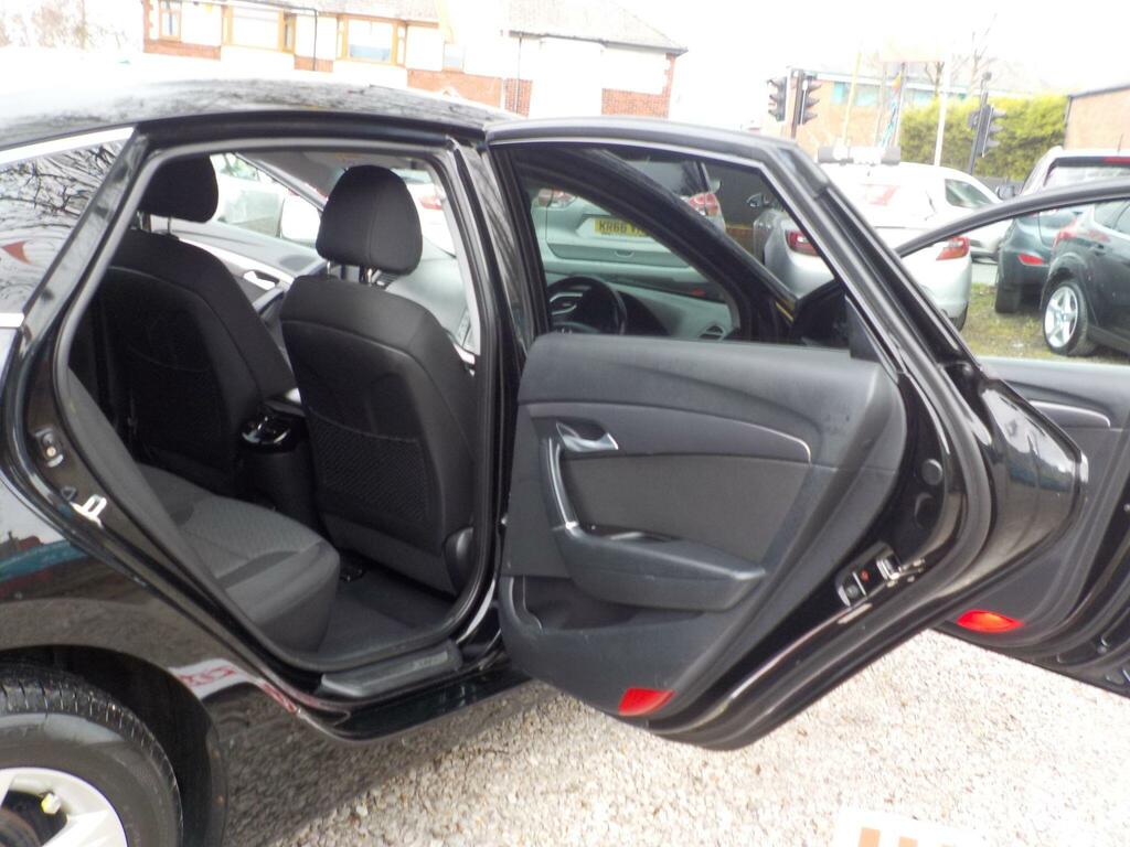 Hyundai I40 Crdi Active Blue Drive White #22