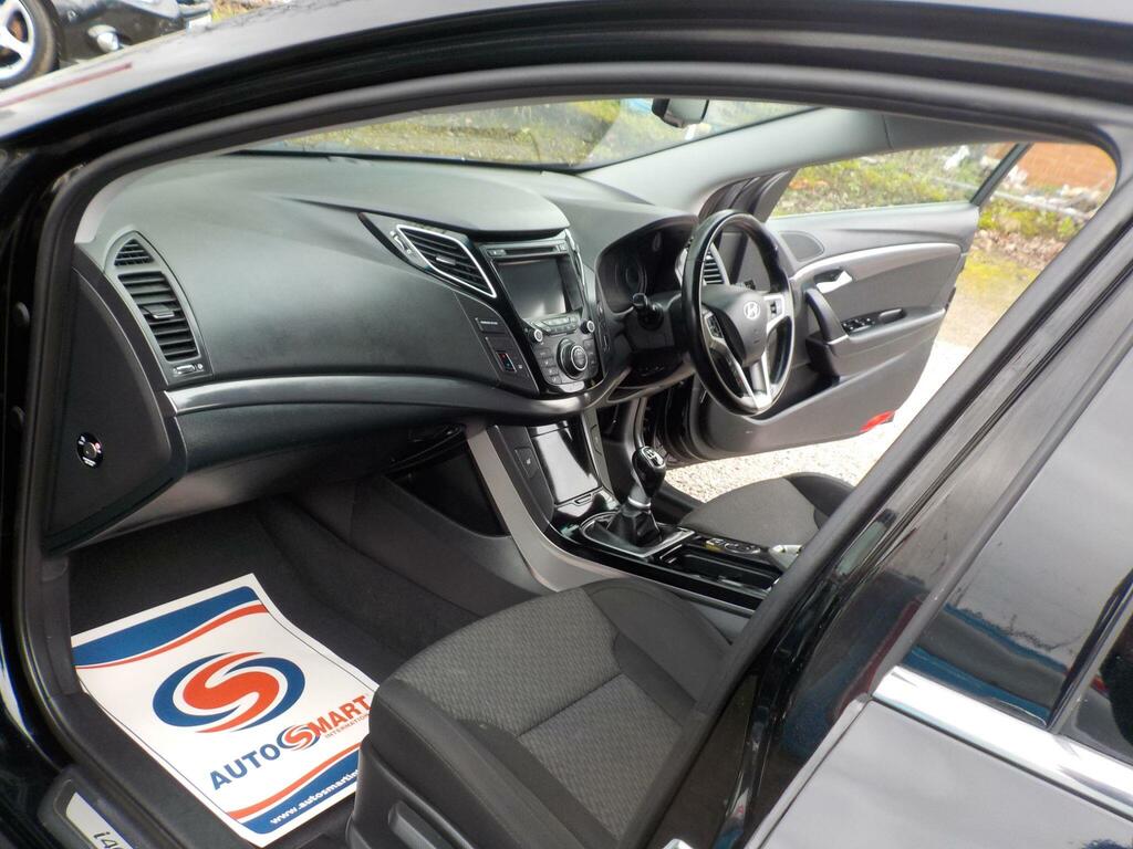 Hyundai I40 Crdi Active Blue Drive White #10