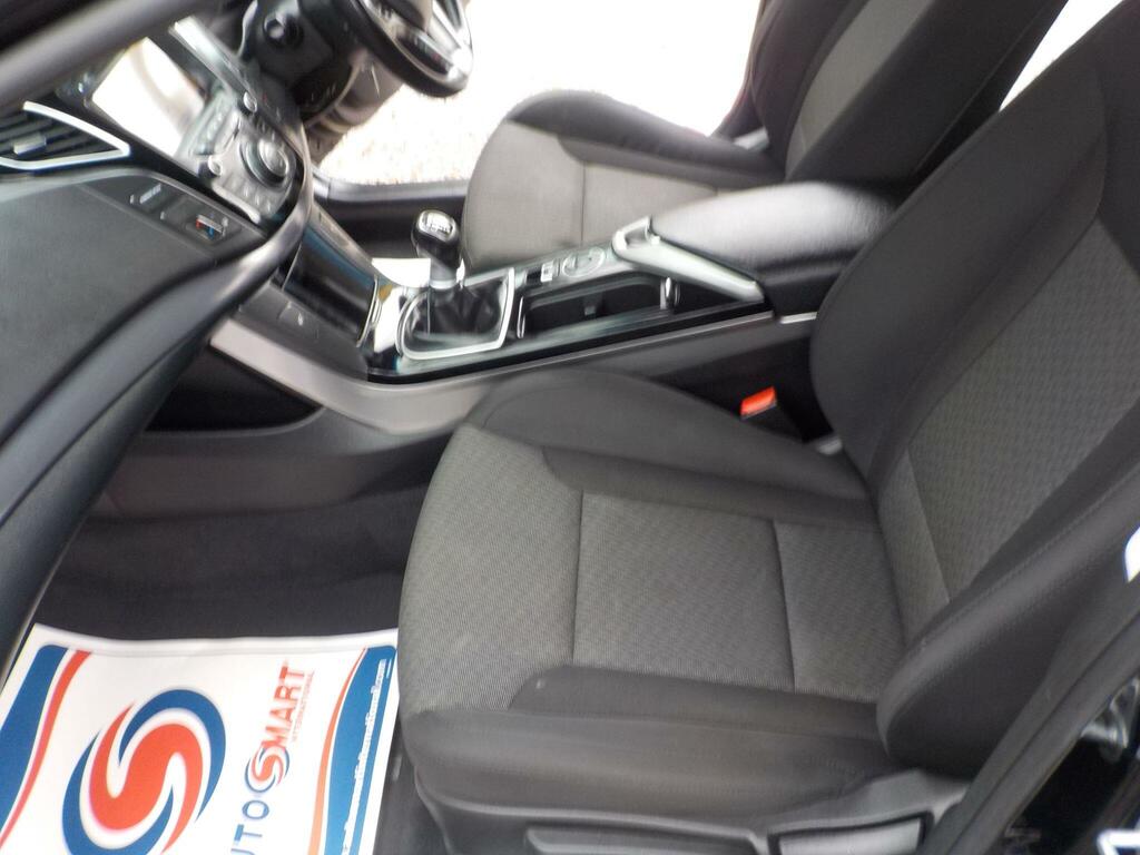 Hyundai I40 Crdi Active Blue Drive White #28