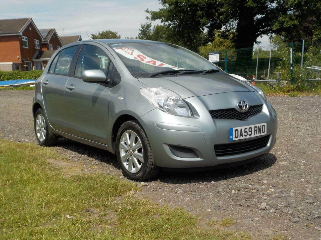 Toyota Yaris 1.33 99Bhp Sr Hatchback Red #7