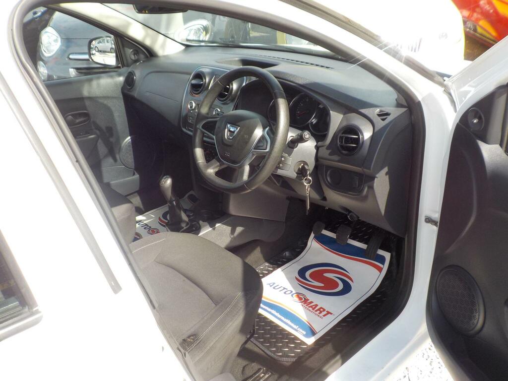 Dacia Sandero  White #10