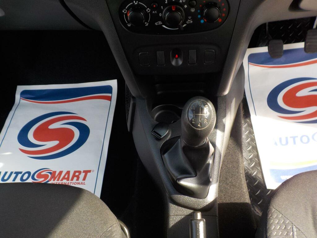 Dacia Sandero  White #15
