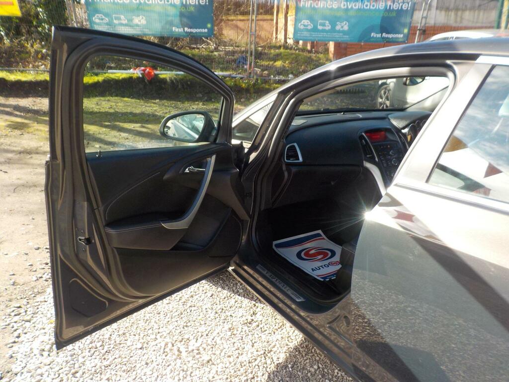 Vauxhall Astra 1.6T 16V Sri Euro 5 Red #25