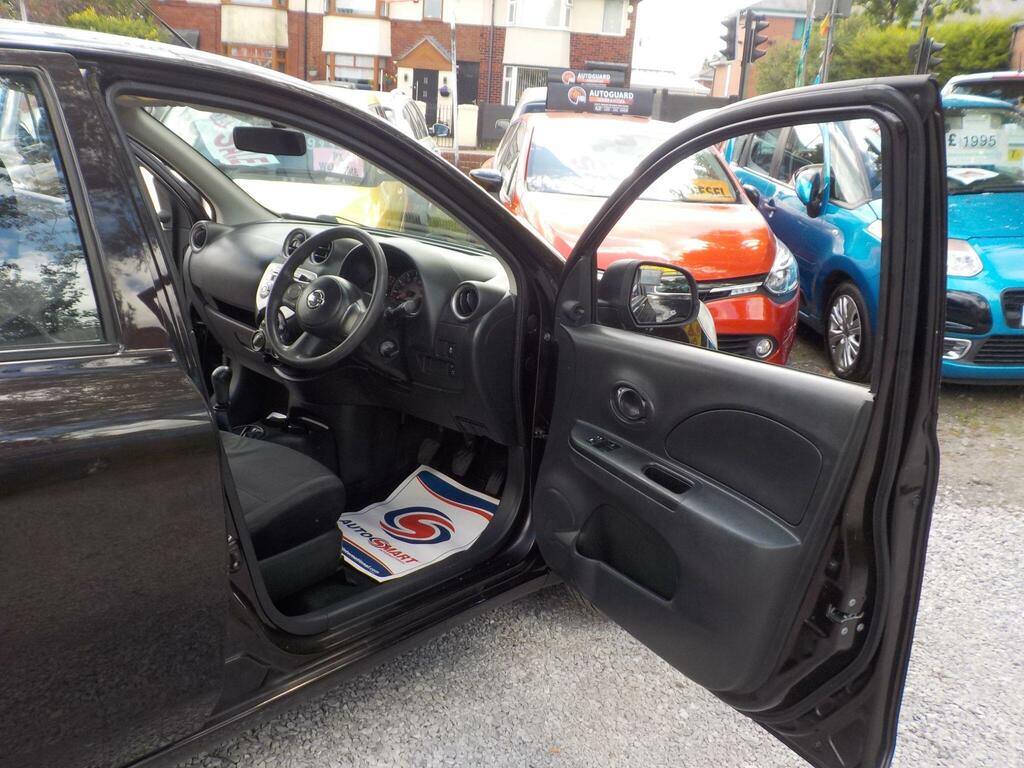 Nissan Micra Acenta 5-Door White #17