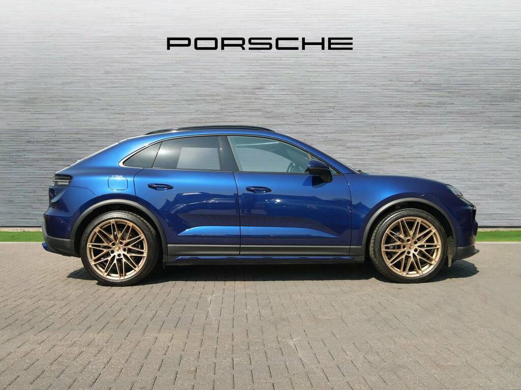 Porsche Macan 4 Electric  Blue #5