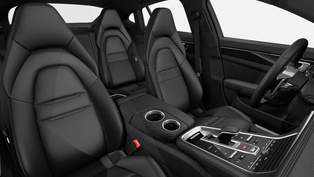 Porsche Panamera 4 E-hybrid Black