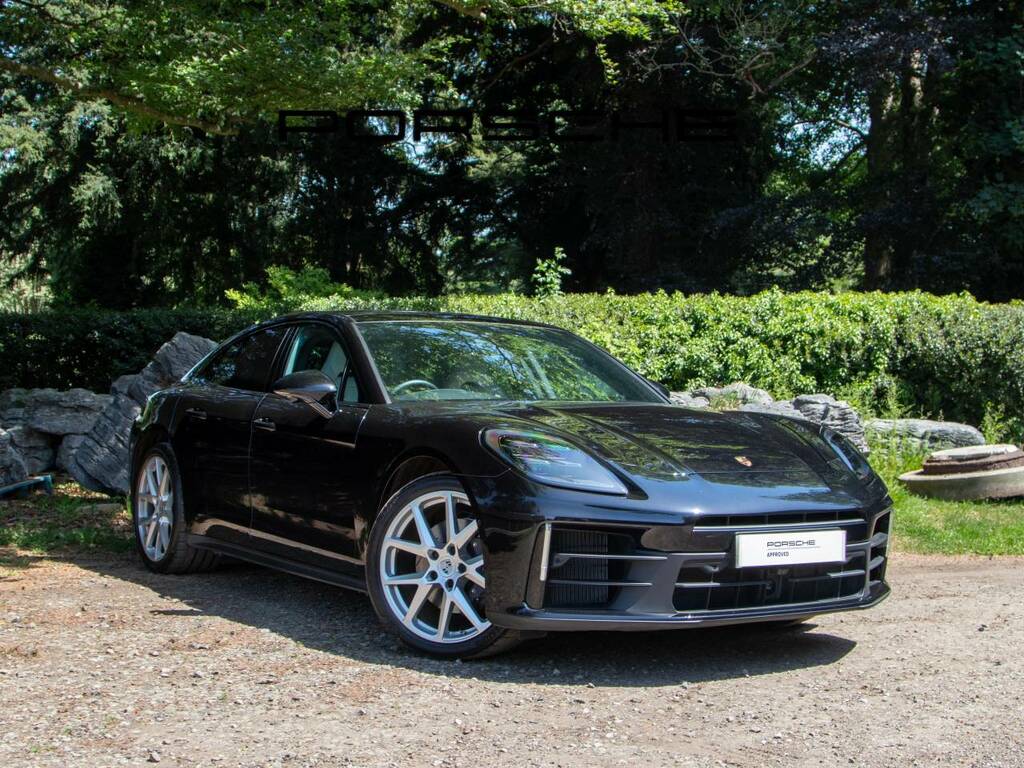 Porsche Panamera Panamera Black #4