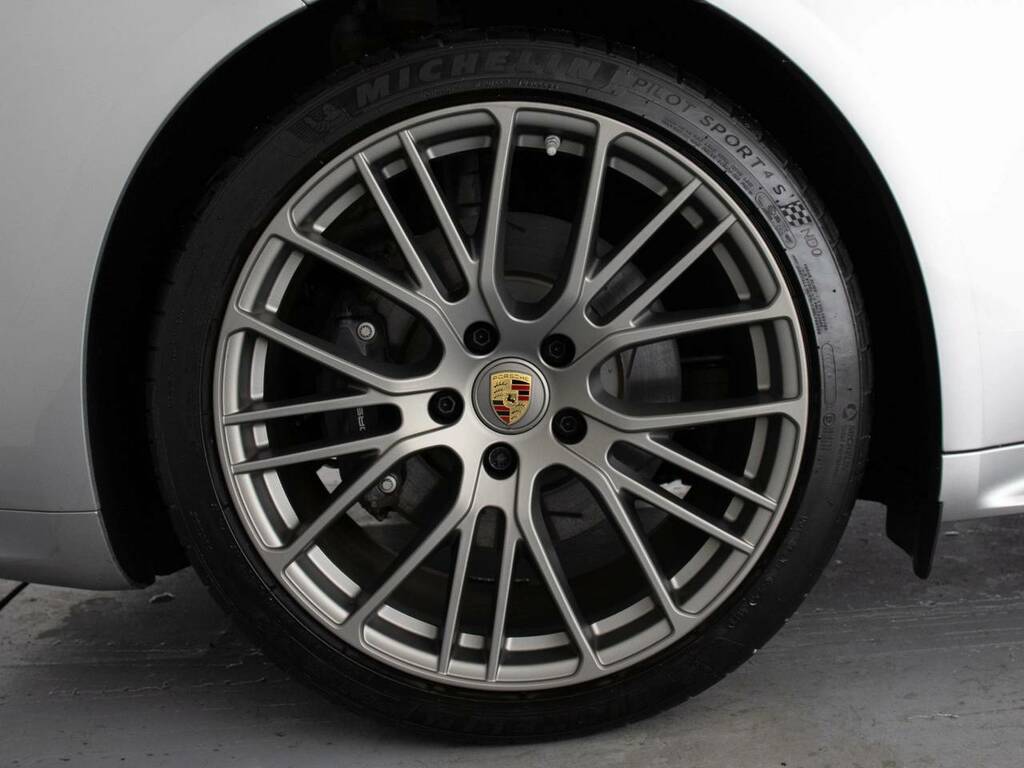 Porsche Panamera 4 E-hybrid Sport Turismo Platinum Edition My23 Silver #3
