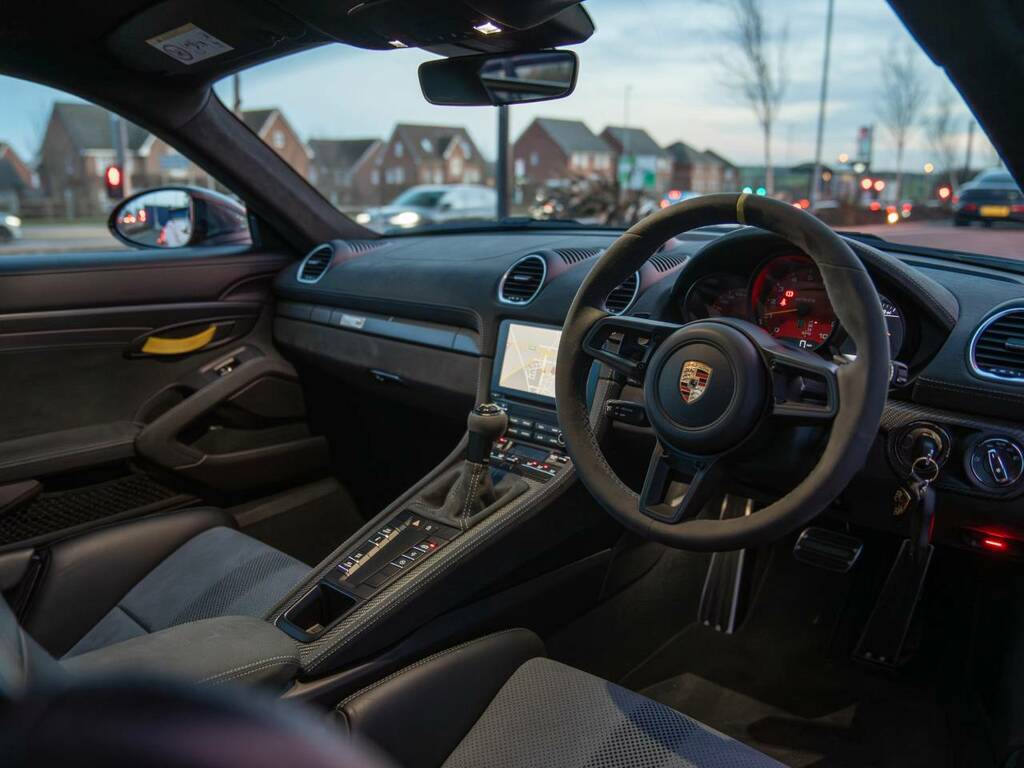 Porsche 718 Cayman Gt4 Rs My22 Red #4