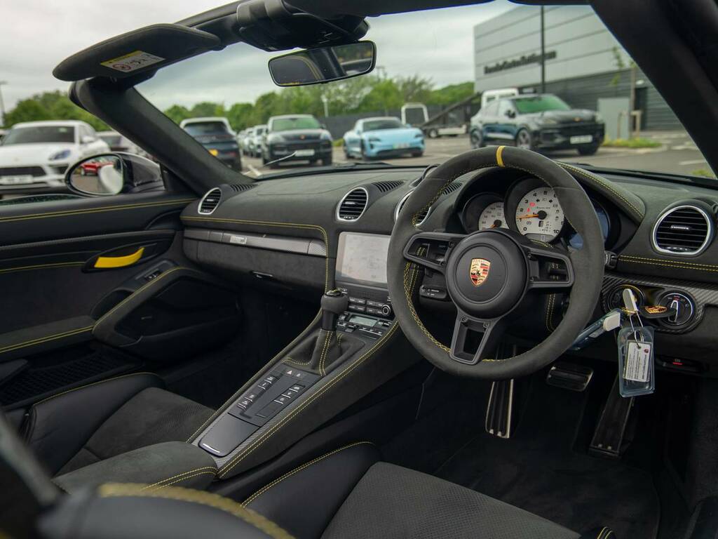 Porsche 718 Spyder Rs Grey #4