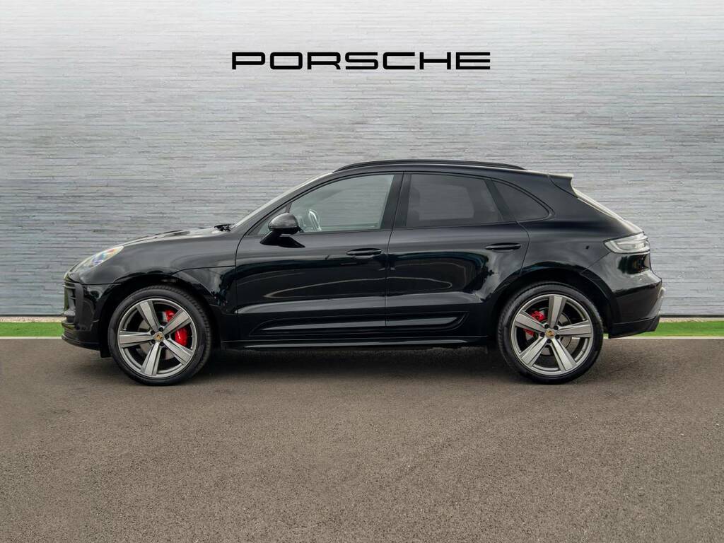 Porsche Macan S My24 Black #2