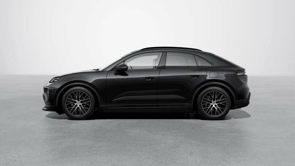 Porsche Macan Electric Black #2
