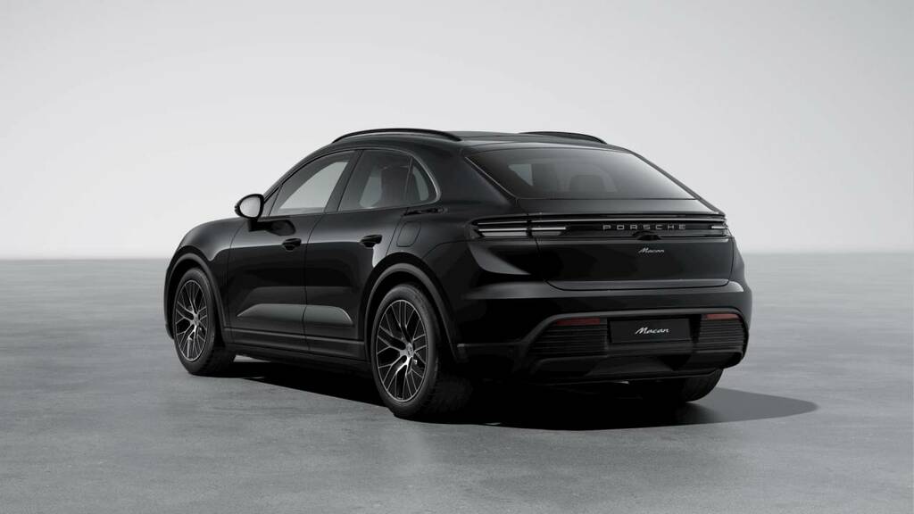 Porsche Macan Electric Black #3