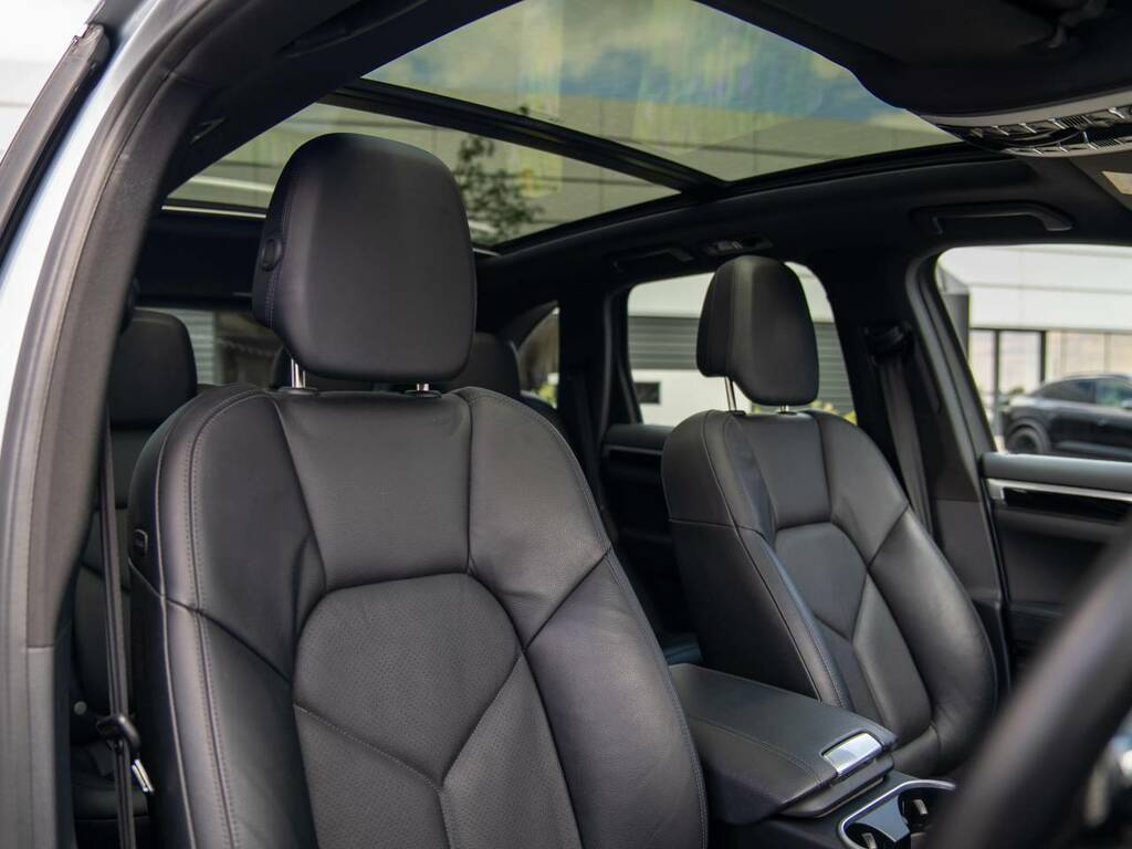 Porsche Cayenne S Diesel Silver #4
