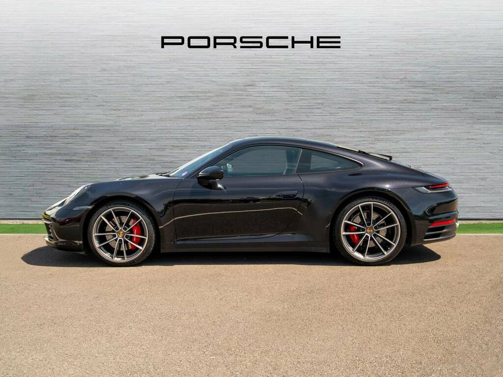 Porsche 911 Carrera 4S Black #2