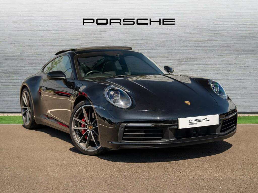 Porsche 911 Carrera 4S Black