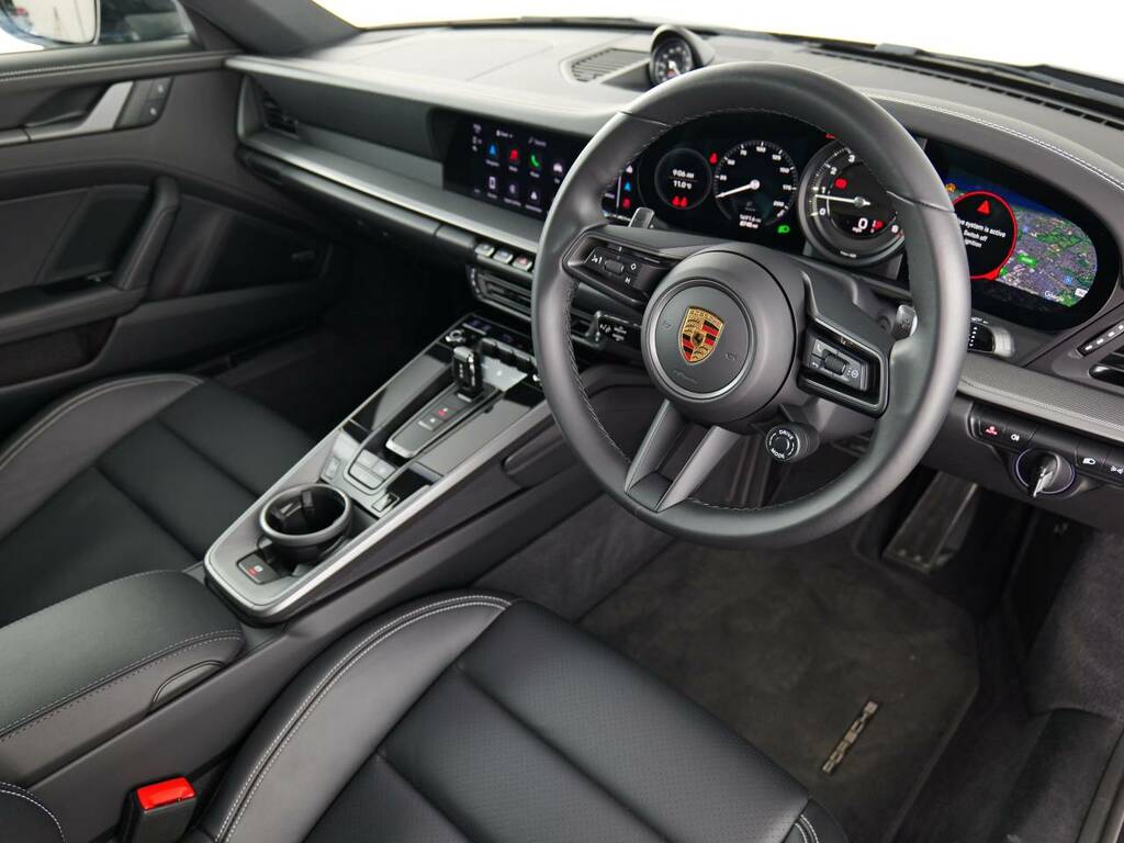 Porsche 911 Carrera My24 Black #5