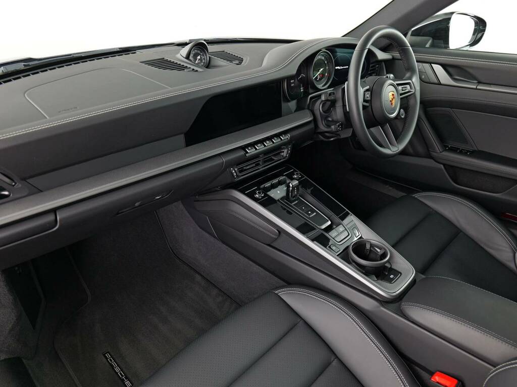 Porsche 911 Carrera My24 Black #4