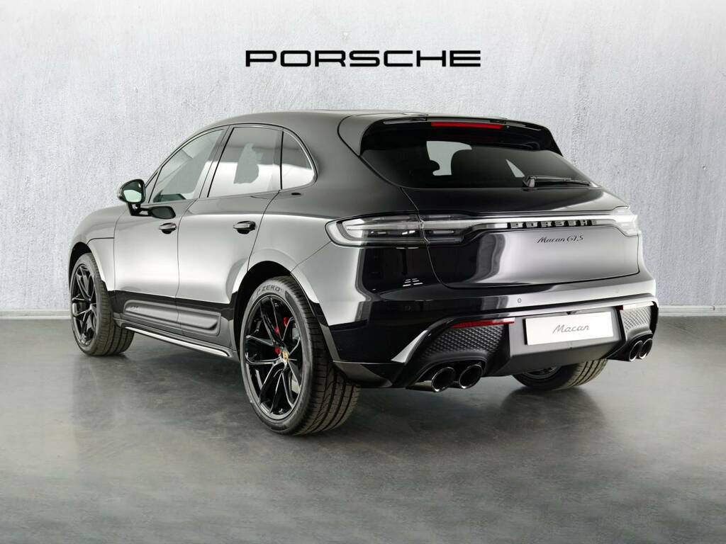 Porsche Macan Gts Black #3