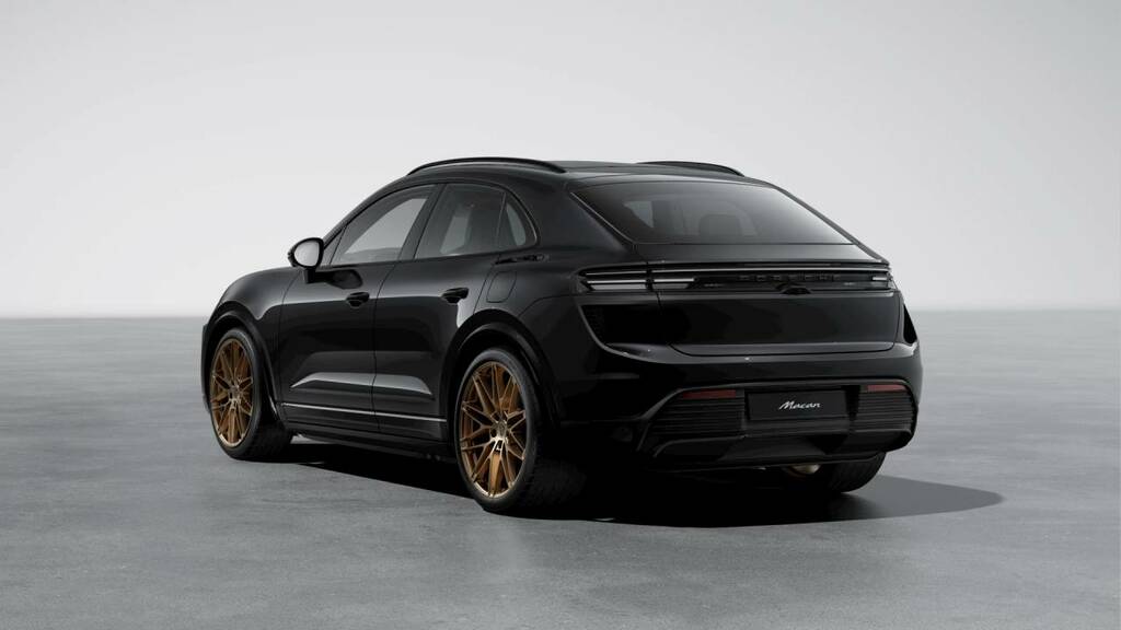 Porsche Macan Turbo Electric Black #3