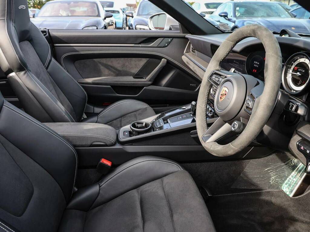 Porsche 911 Carrera Gts Cabriolet My24 Silver #5