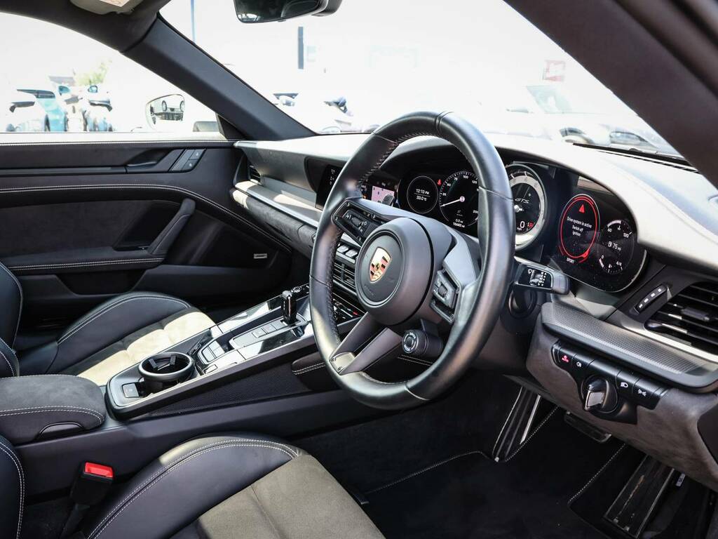 Porsche 911 Carrera 4 Gts My23   #4