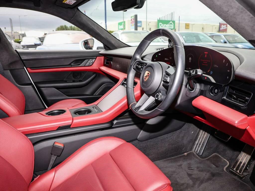 Porsche Taycan Turbo My23 White #4