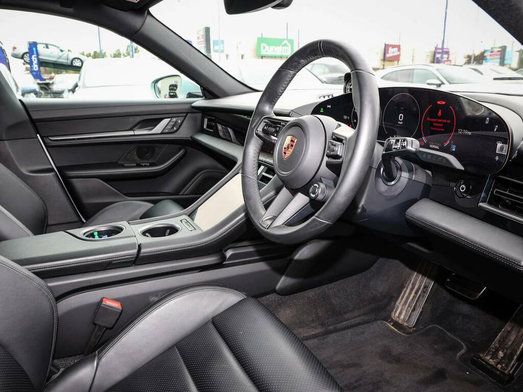 Porsche Taycan 4S Cross Turismo  Silver #4