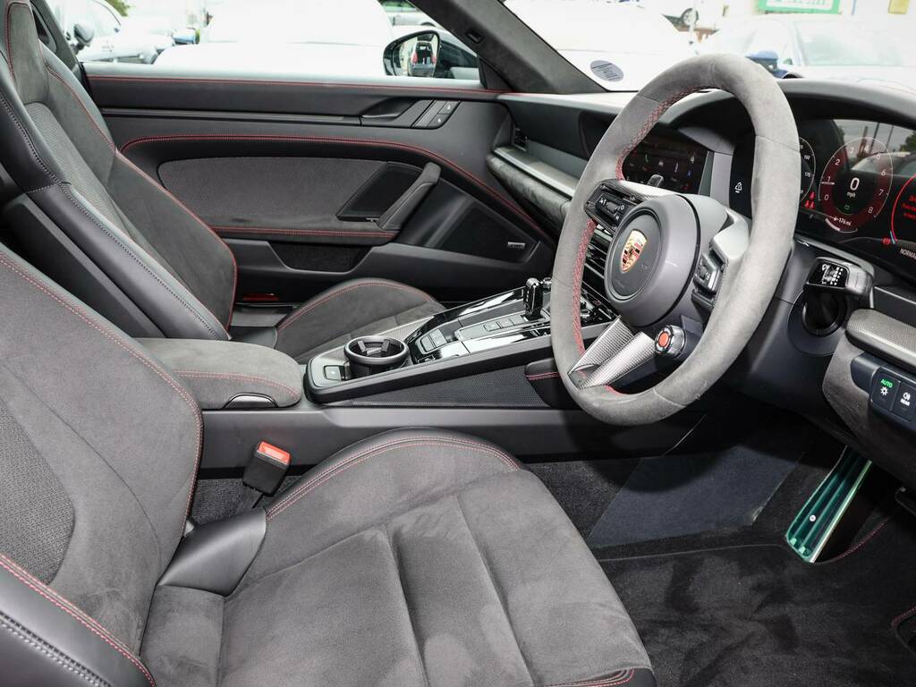 Porsche 911 Carrera 4 Gts Black #5